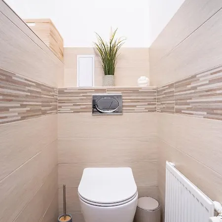 Days - Two-bedroom With Workspace Right Next To Old Town Square פראג