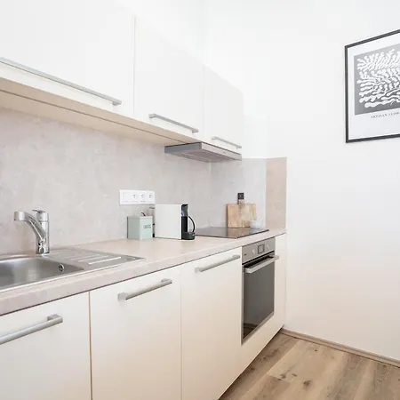 Days - Bright - Old Town Apartment Prague