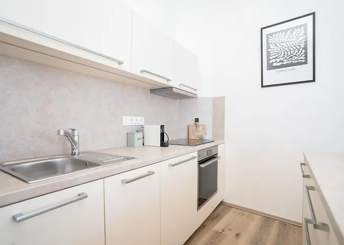 Days - Two-bedroom With Workspace Right Next To Old Town Square Apartmán Praha