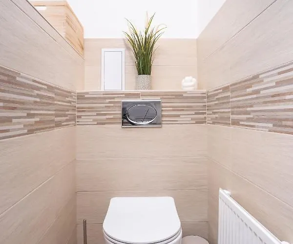 Days - Two-bedroom With Workspace Right Next To Old Town Square Praha
